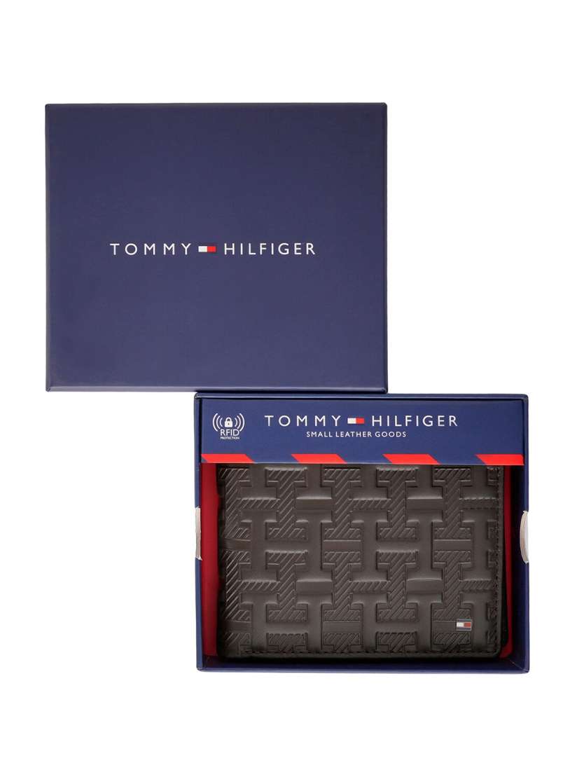 Tommy hilfiger wallets myntra hot sale