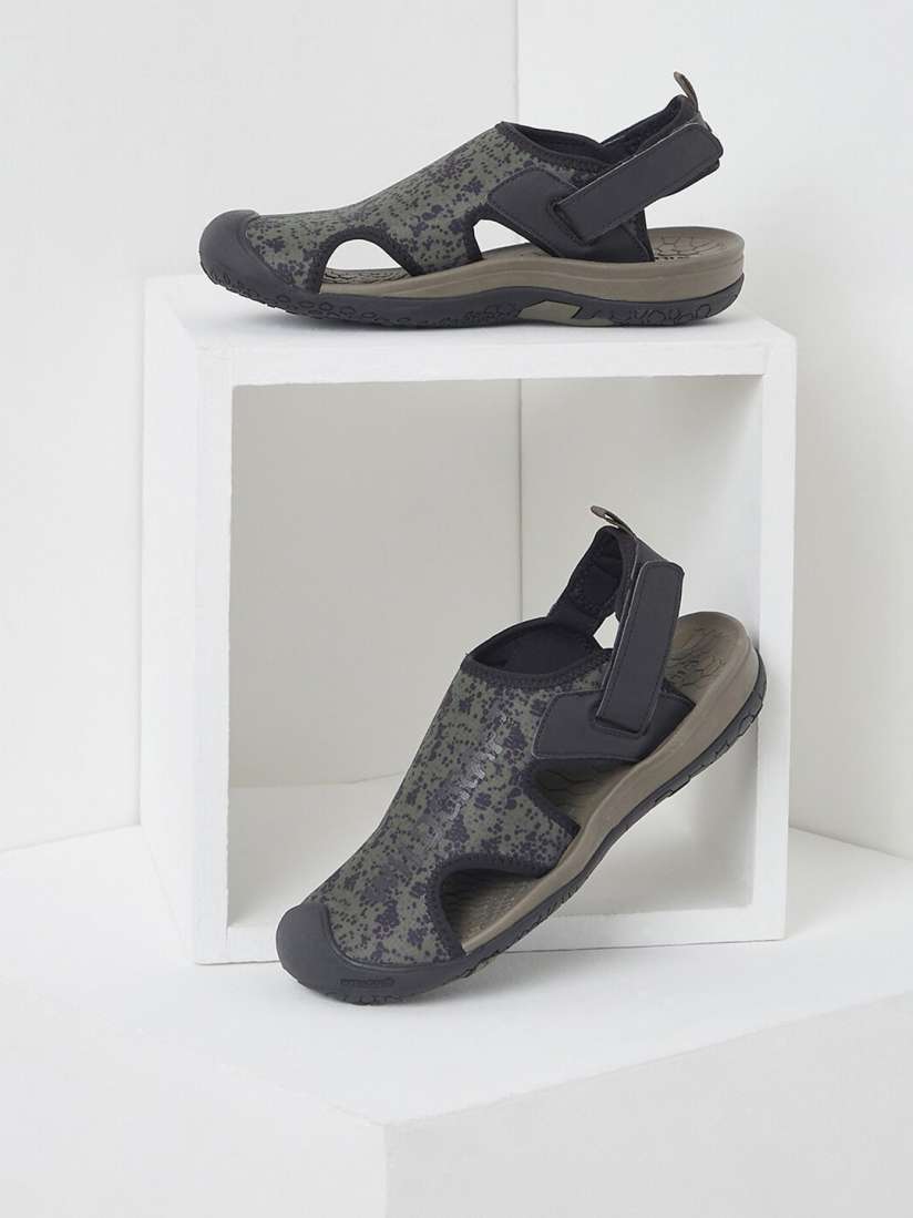 Wildcraft sandals myntra on sale