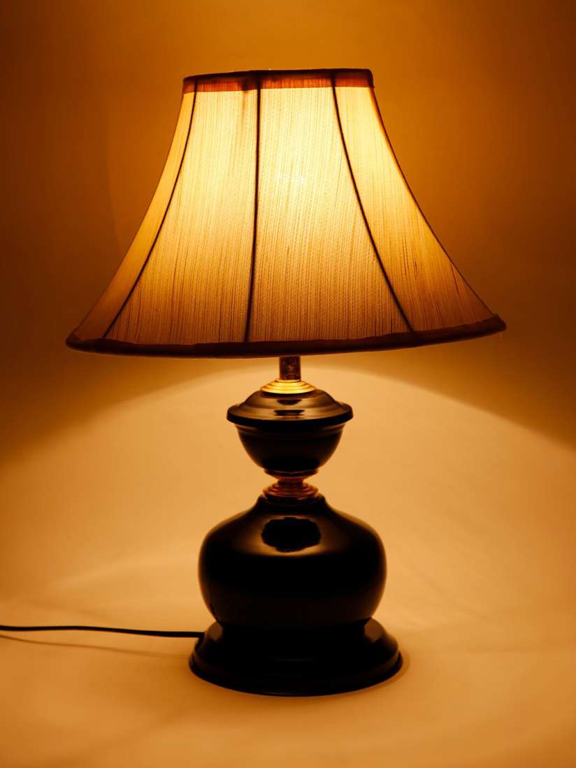Table lamp myntra hot sale