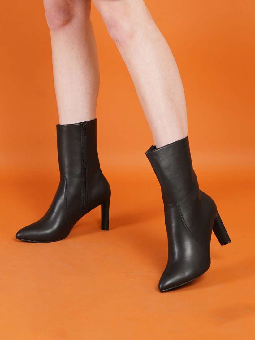 Myntra women boots store