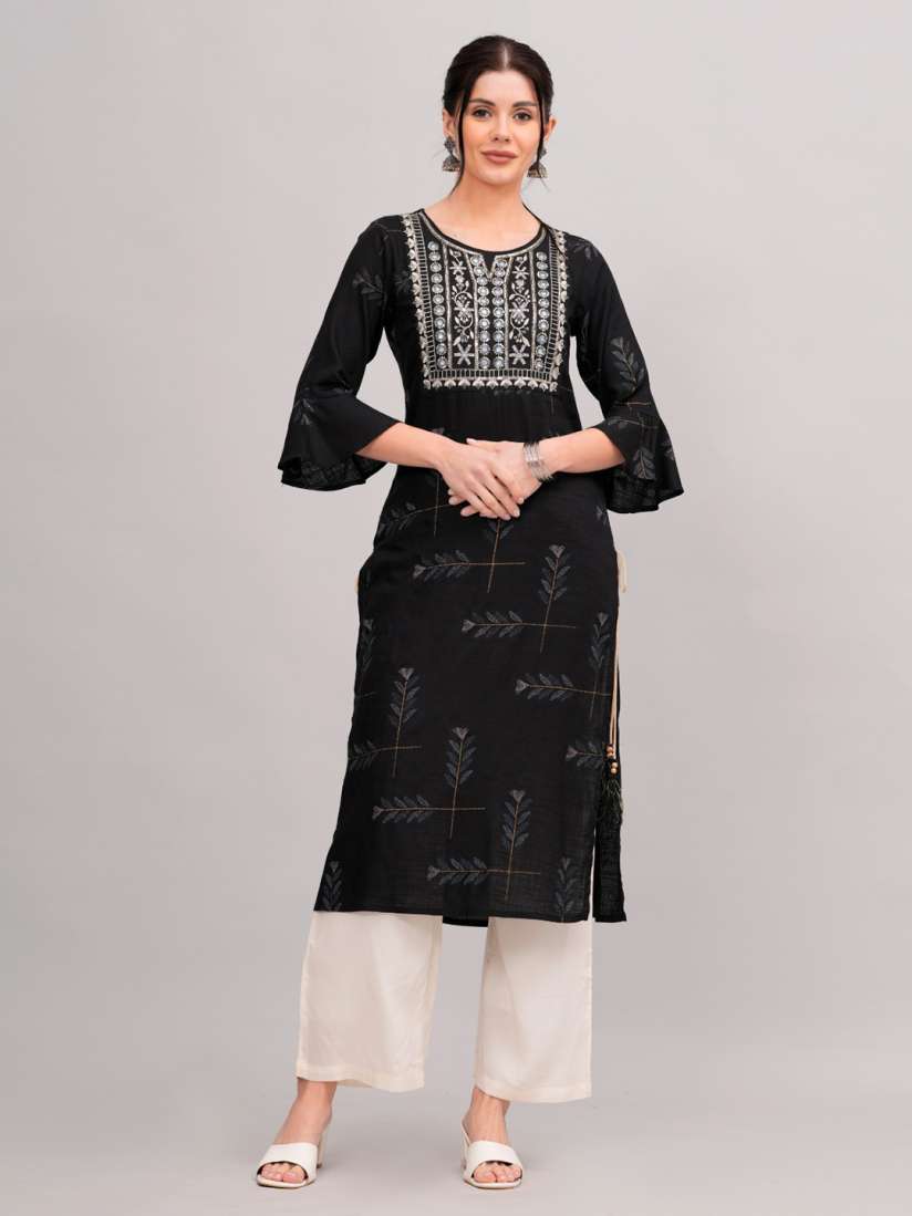 Buy MAUKA Embroidered Regular Thread Work Kurta With Palazzo Kurta Sets for Women 26942584 Myntra