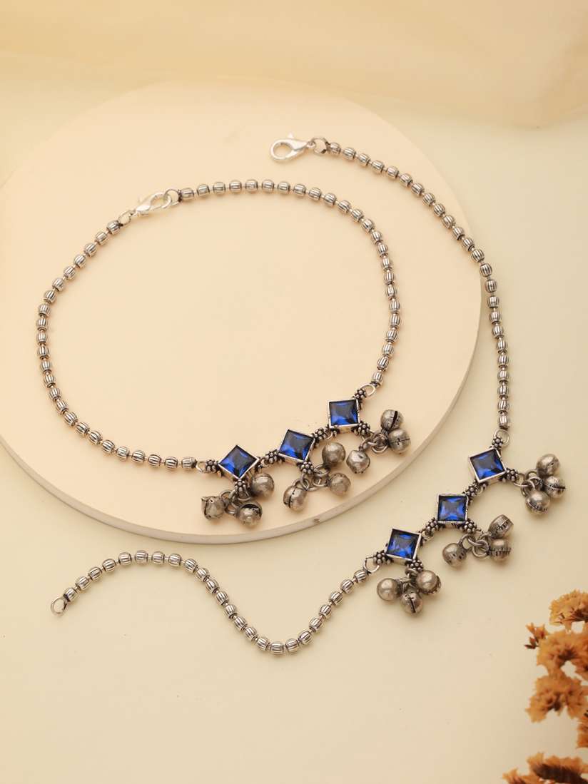 Myntra anklets store