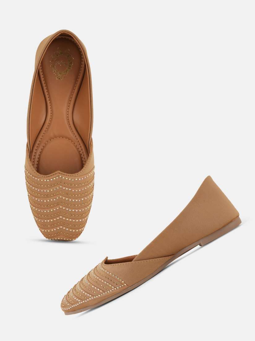 Myntra mojaris cheap