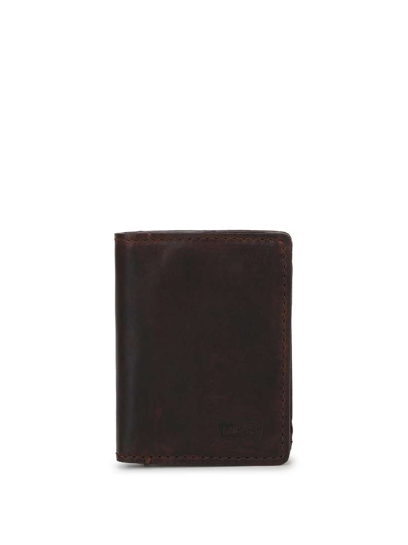 Levis wallets myntra store