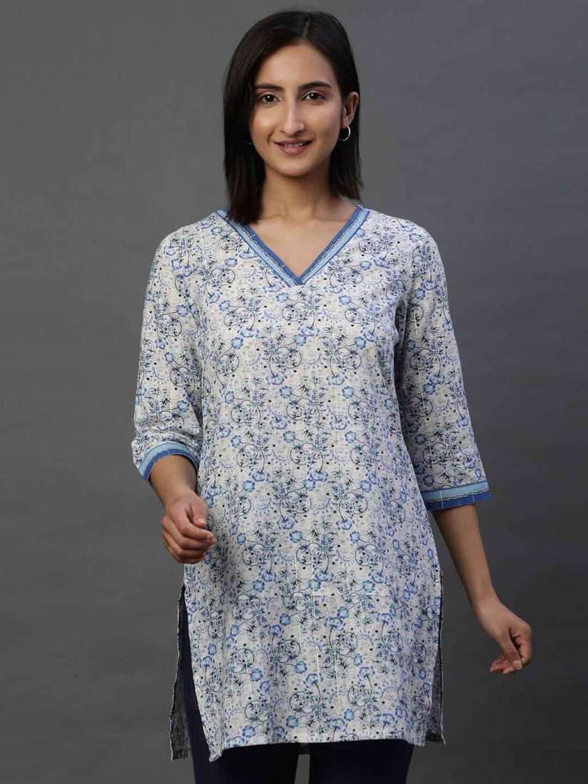 Buy AURELIA Floral Printed V Neck Straight Kurti Kurtis for Women 27185670 Myntra