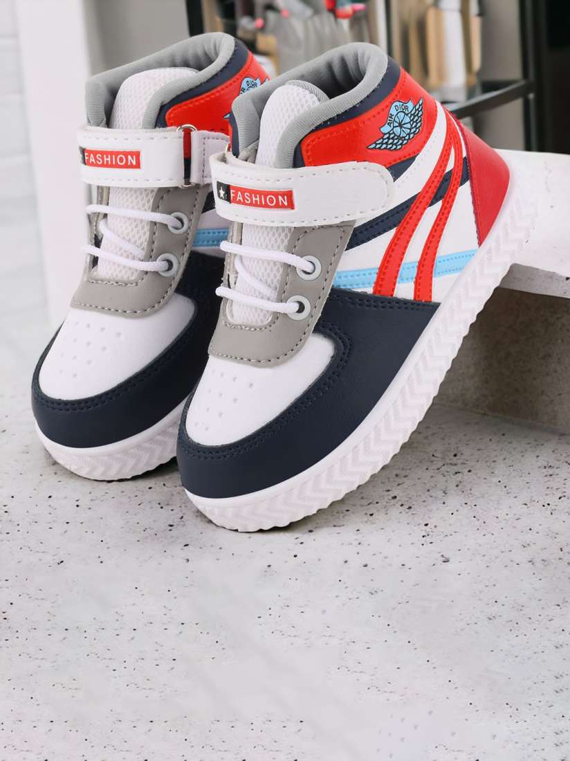 Buy BAESD Boys Colourblocked Round Toe Lightweight Sneakers Casual Shoes for Boys 27189332 Myntra