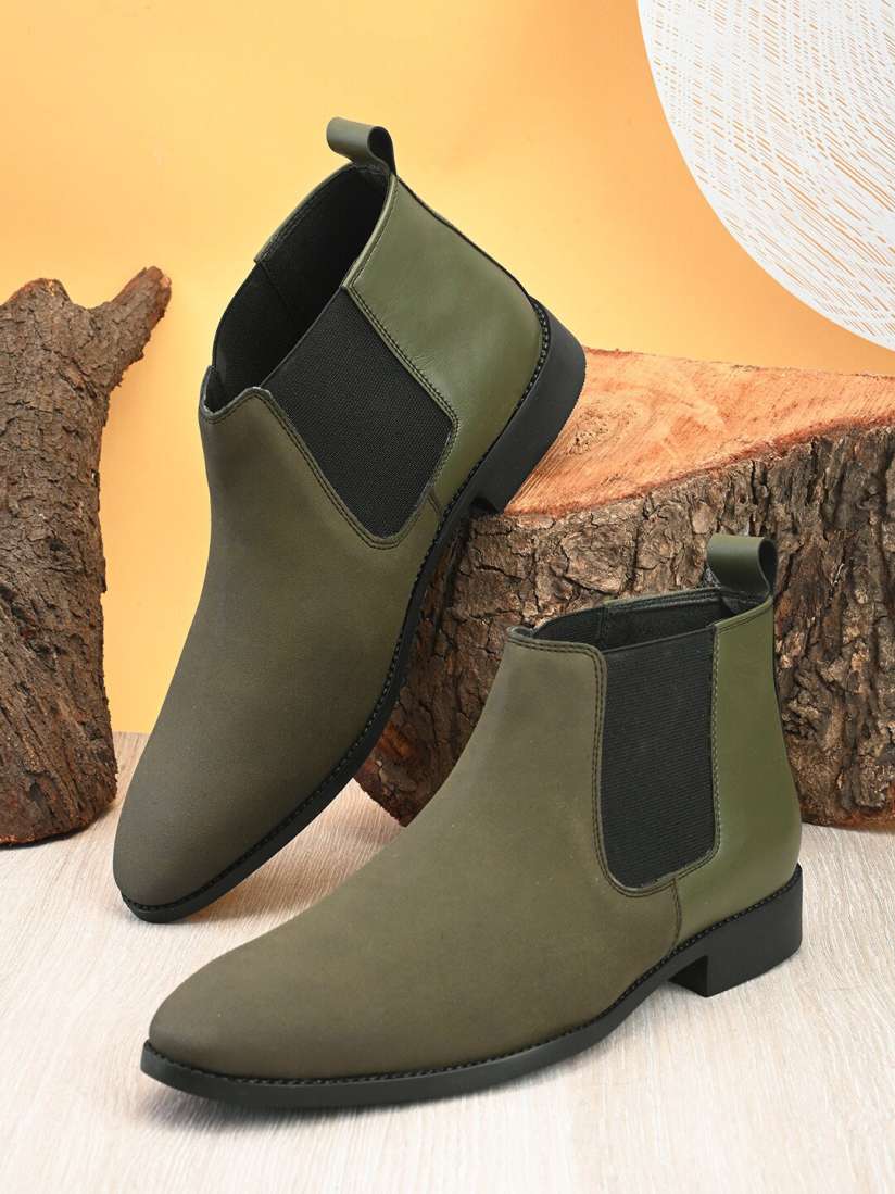 Buy The Roadster Lifestyle Co Men Slip On Mid Top Chelsea Boots Boots for Men 27190834 Myntra