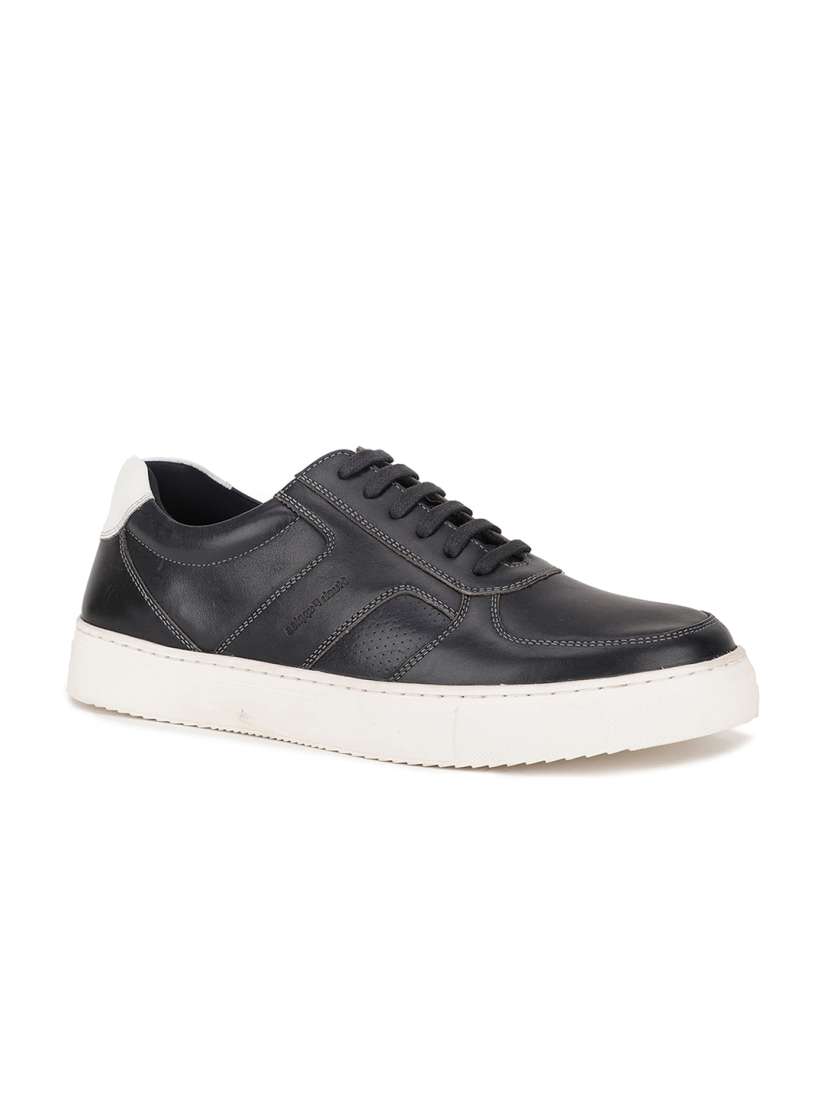 Hush puppies shoes myntra shop