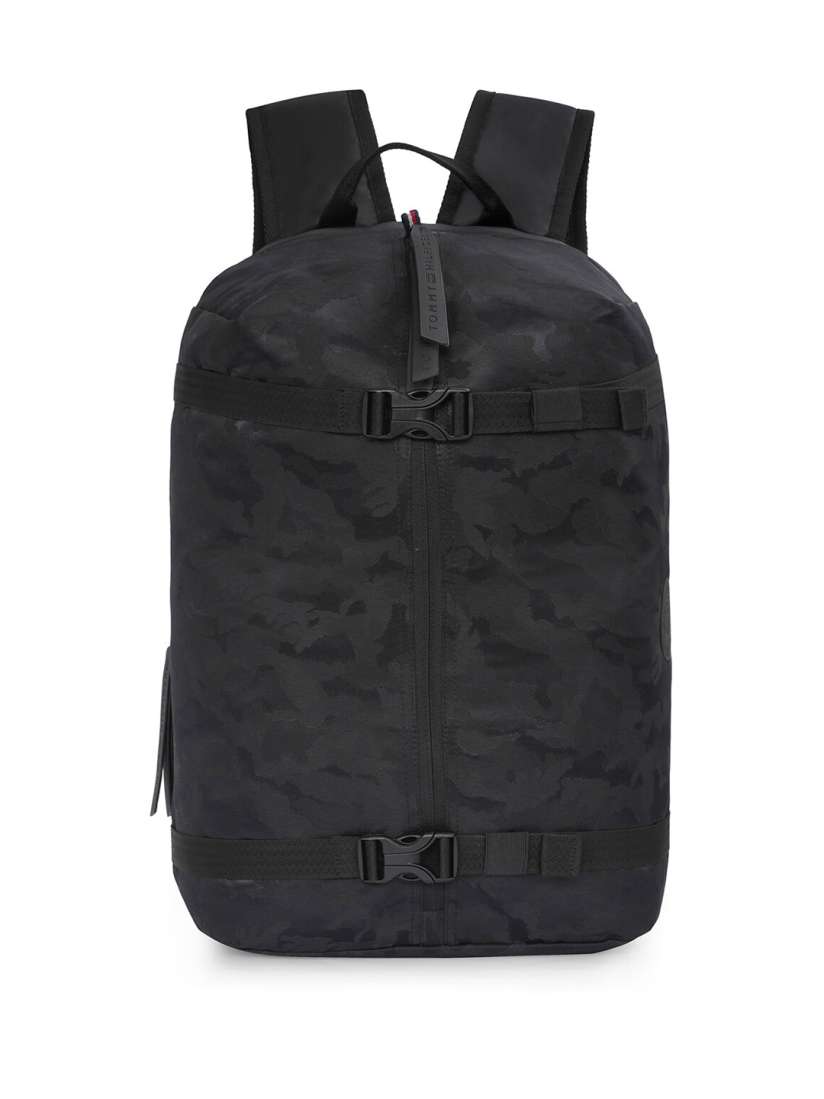 Tommy hilfiger backpack myntra discount