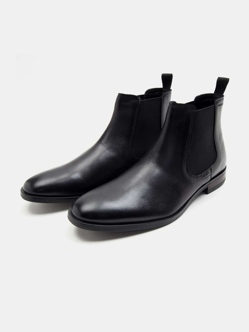 Buy THOMAS CRICK Men Leather Chelsea Boots Boots for Men 27225752 Myntra