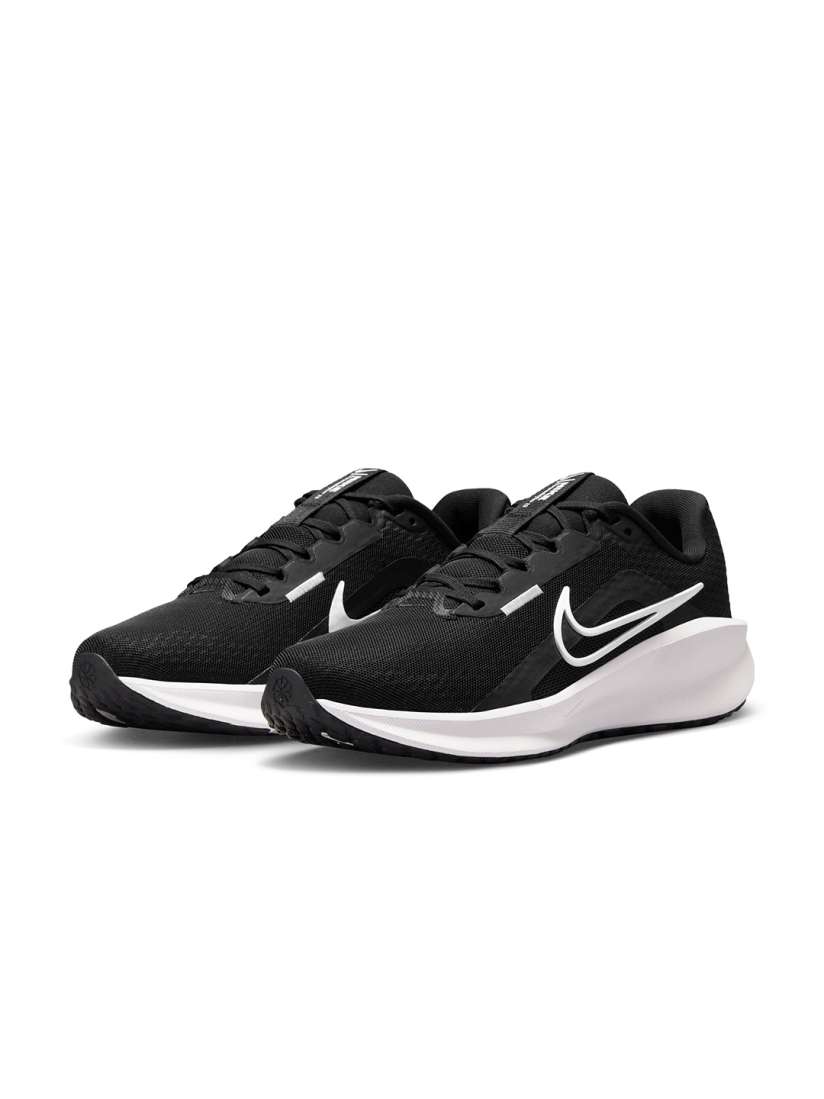 Myntra nike shoes women deals