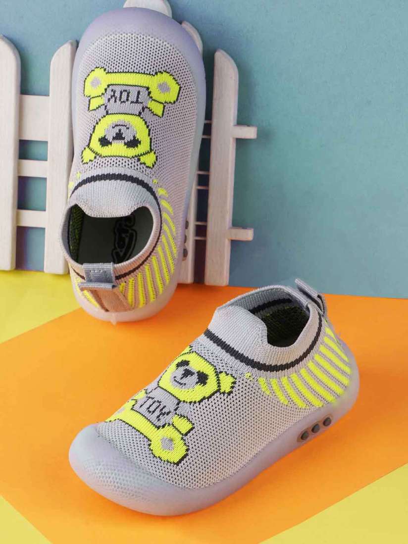 Buy KATS Kids Printed Flyknit Memory Foam Insole LED Slip On Sneakers Casual Shoes for Unisex Kids 27323582 Myntra