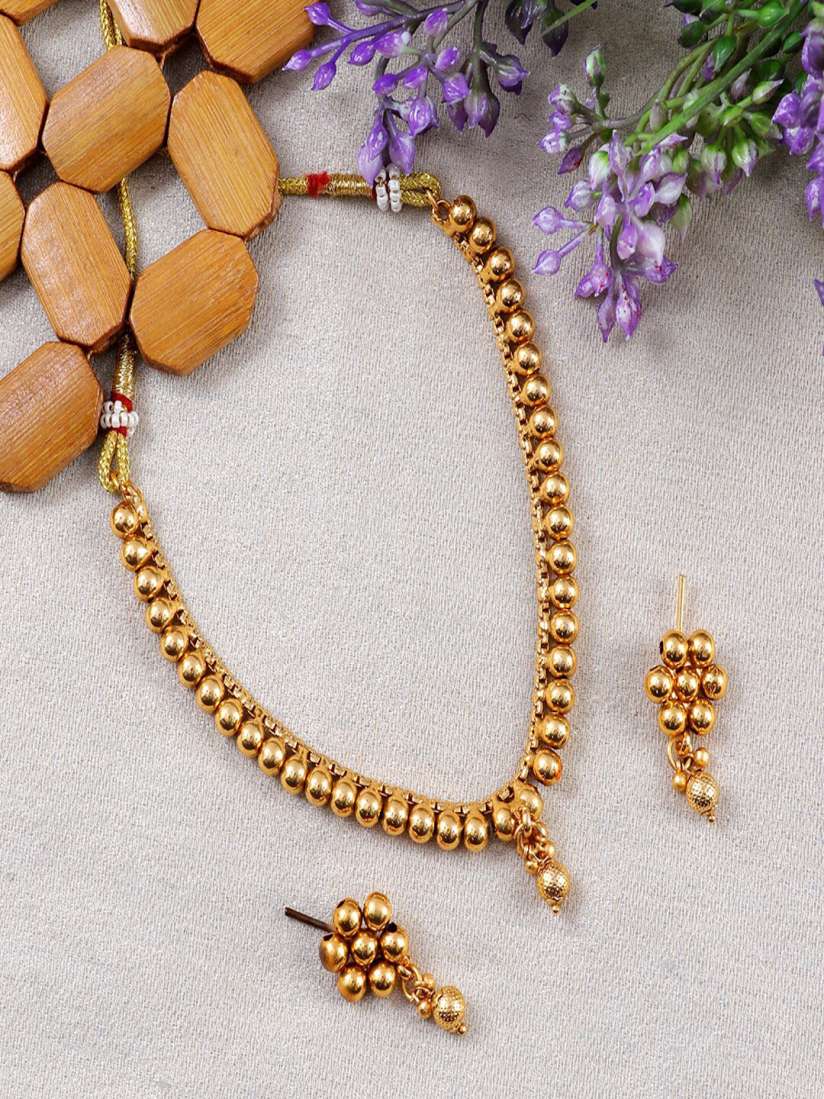 Buy UNIVERSITY TRENDZ Gold Plated Traditional Marathi Choker Jewellery Set Jewellery Set for Women 27325430 Myntra