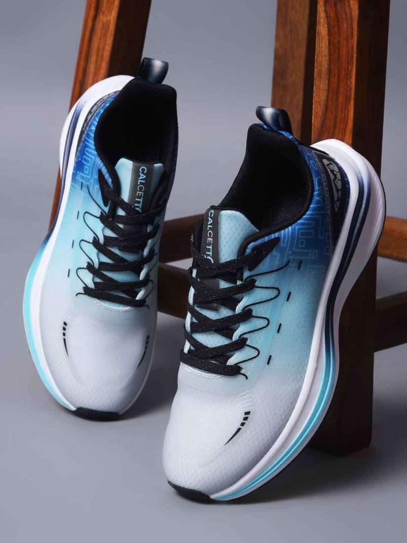 Sports shoes calcetto on sale