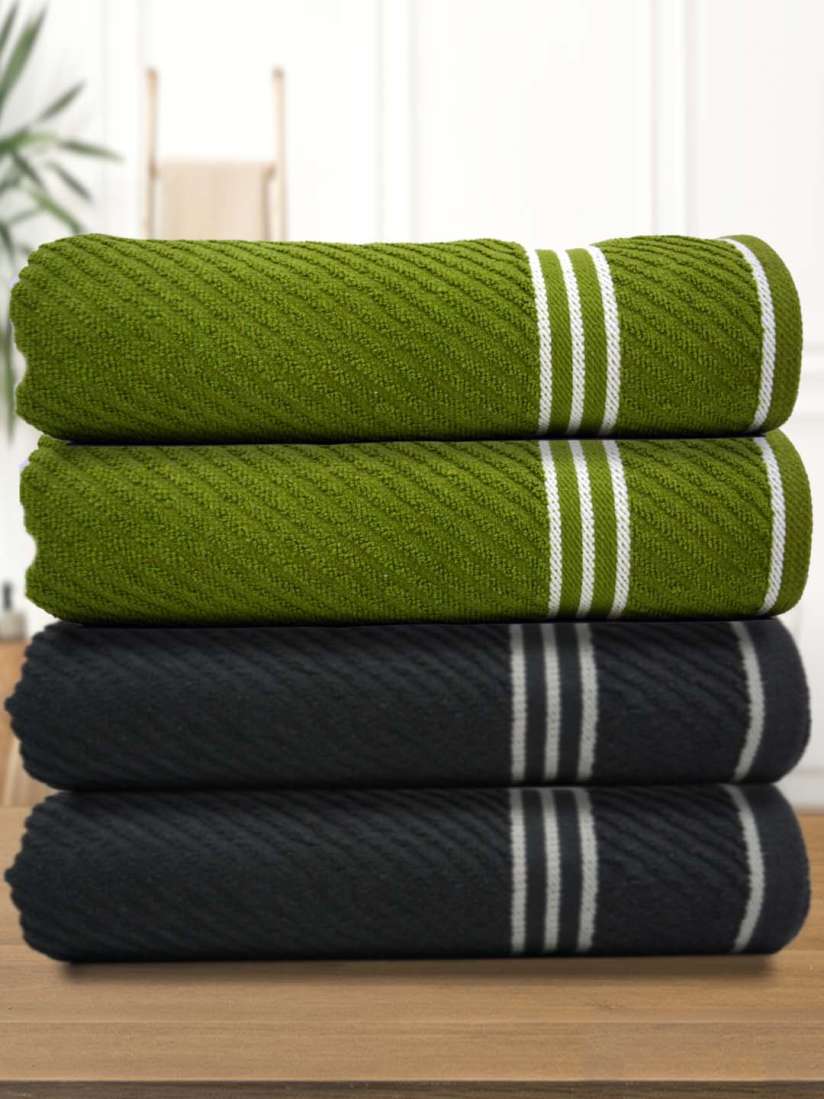 Black and green towels 2025
