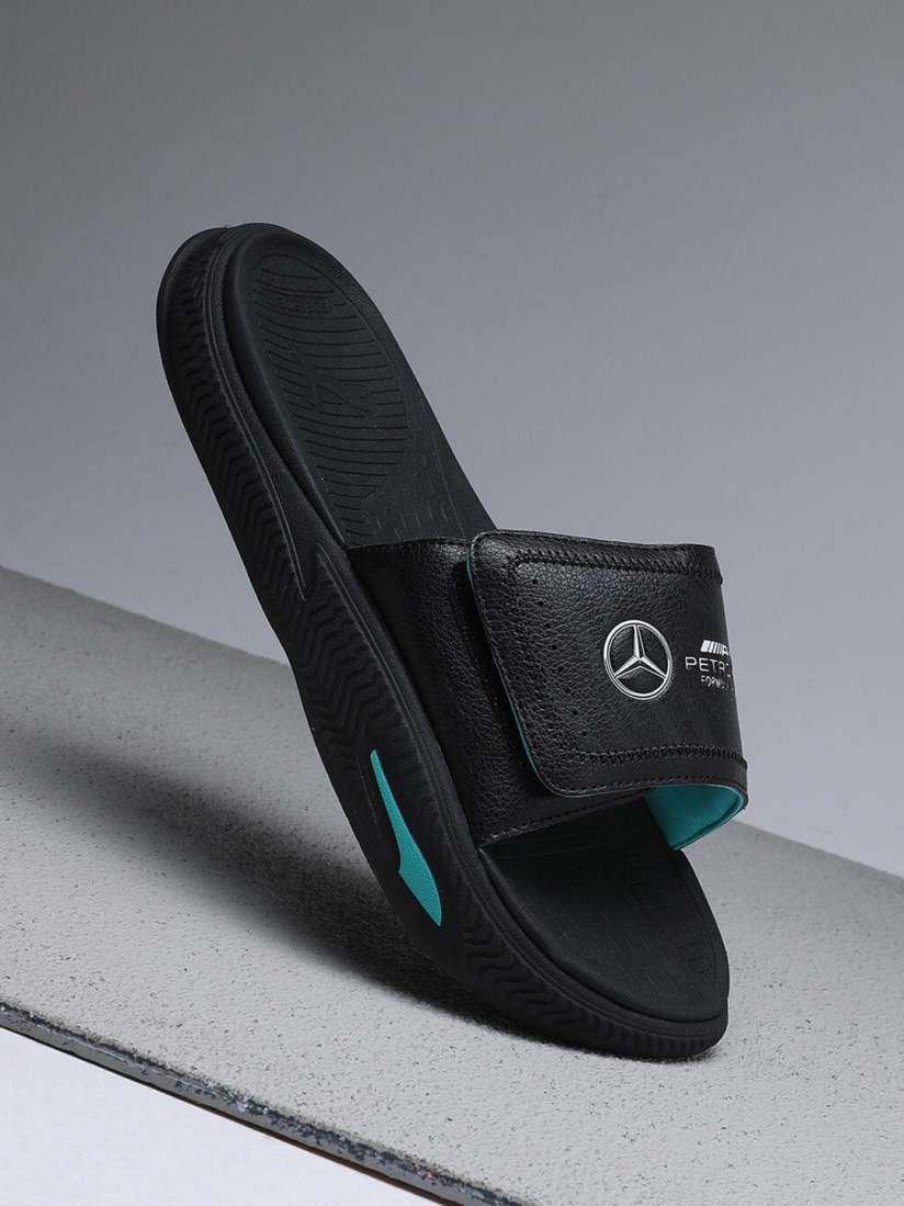 Puma amg flip flops clearance
