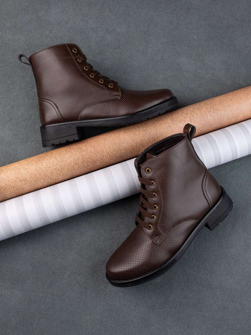 Boots on myntra on sale