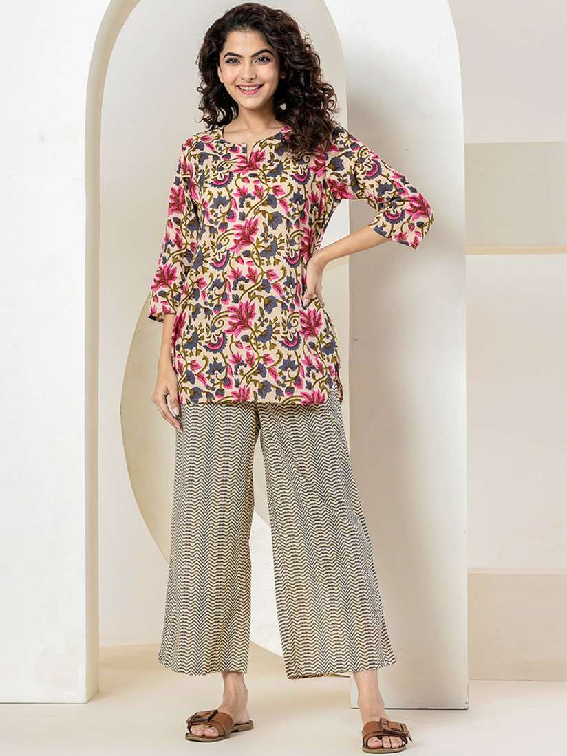 Buy FEATHERS CLOSET Floral Printed Pure Cotton Top Palazzo Co Ords Co Ords for Women 27479992 Myntra