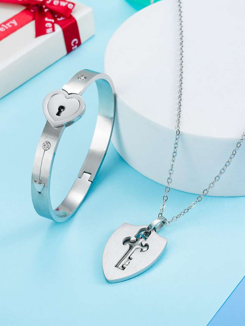 Necklace key bracelet lock top