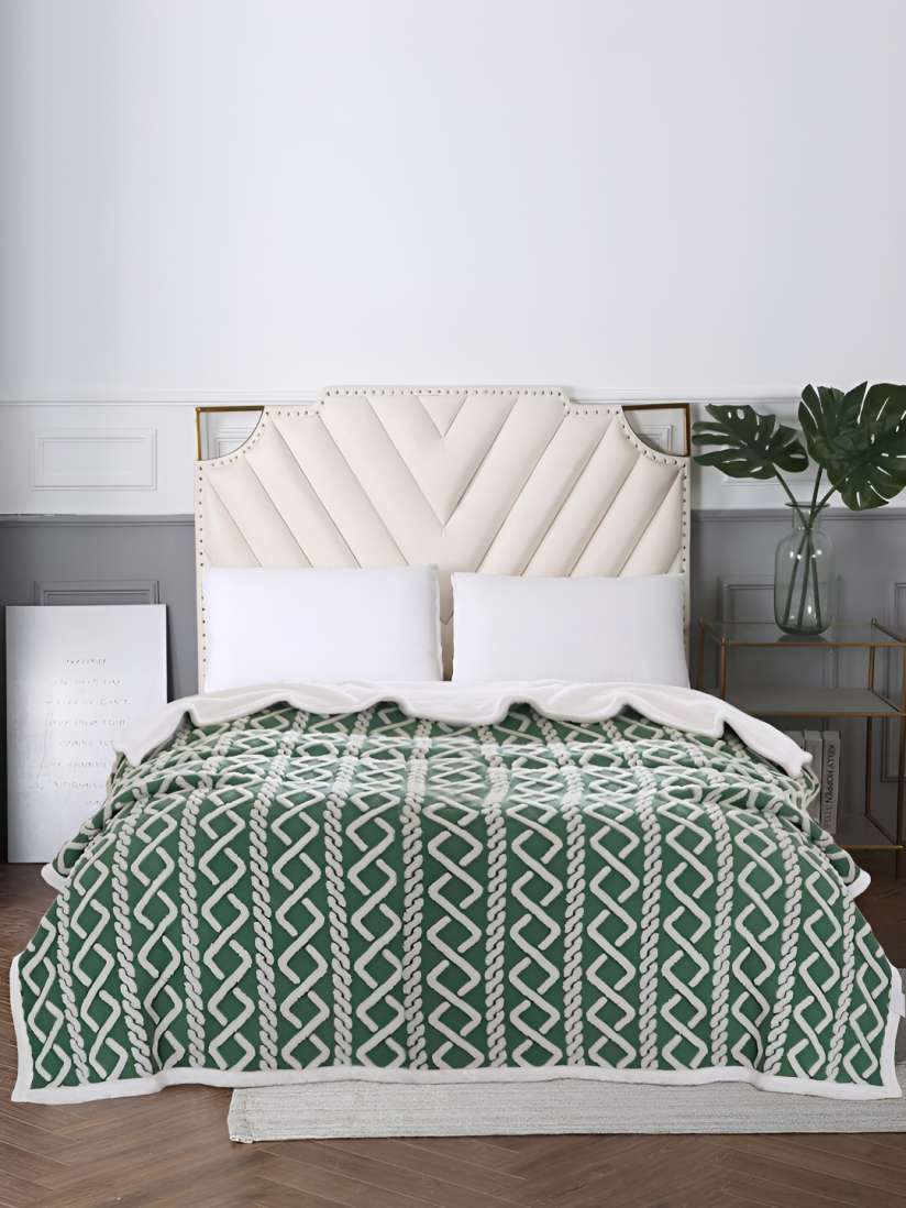 Buy URBAN DREAM Green White Geometric Printed Summer 210 GSM Double Bed Blanket Blankets Quilts and Dohars for Unisex 27591856 Myntra