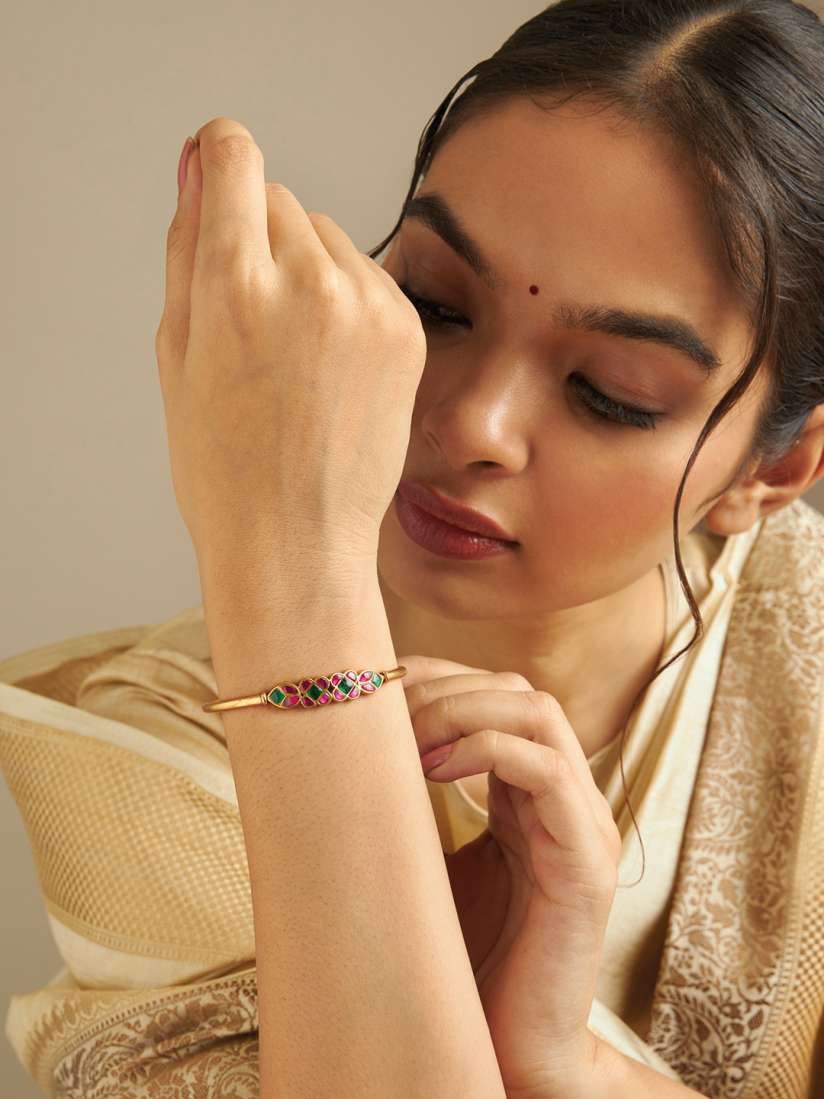 Kushals bracelet store