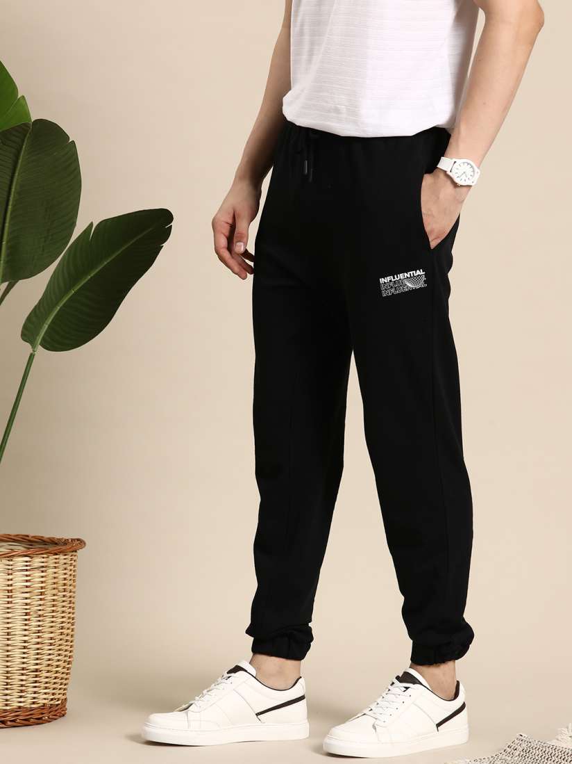 Mast and harbour joggers store