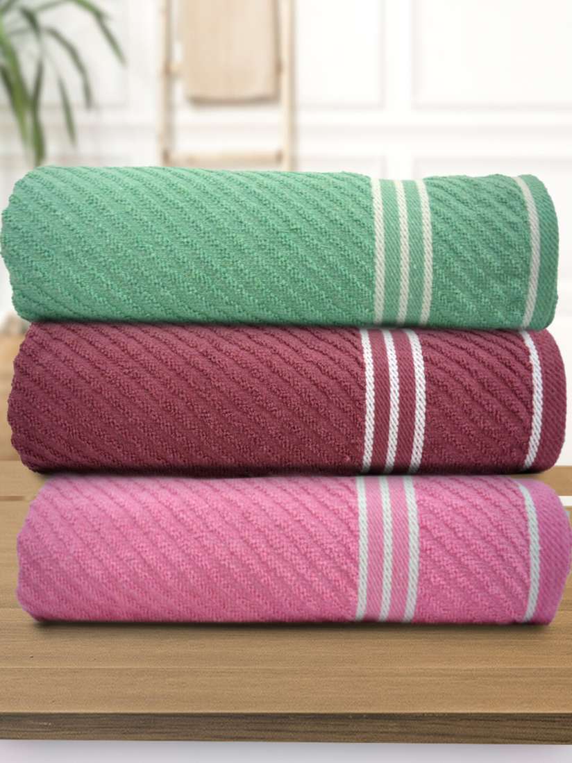 Green and pink towels clearance