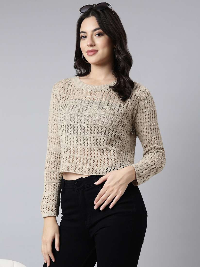 crochet crop top with sleeves