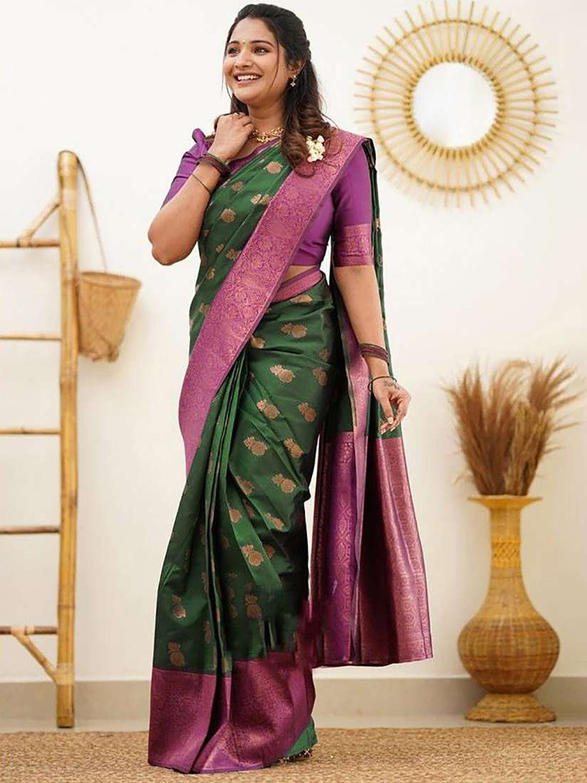 Buy Aldwych Ethnic Motifs Woven Design Zari Banarasi Silk Saree Sarees for Women 27856820 Myntra