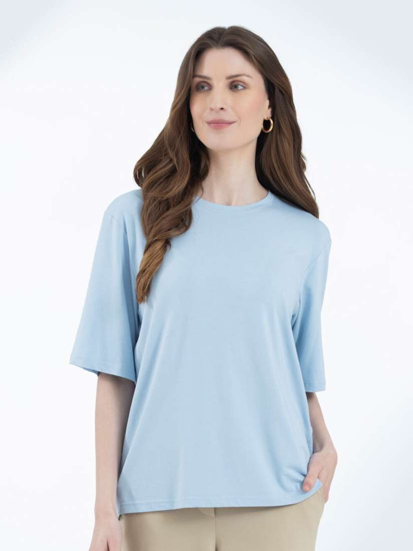 Women's v neck t shirt with pocket on sale