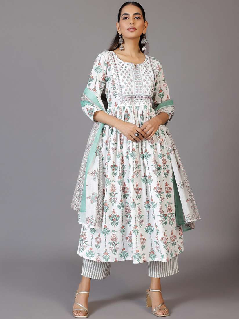 Myntra anarkali kurta store
