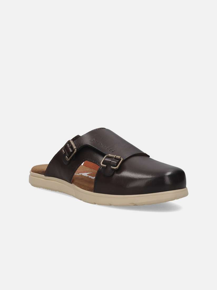 Bugatti chappal shop