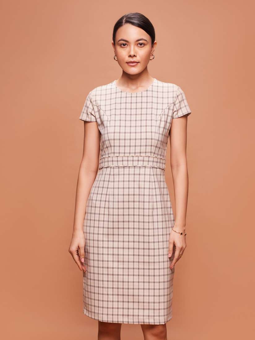 Buy Bombay High Women Yarn Dyed Checked Fitted Formal Dress Dresses for Women 28038772 Myntra