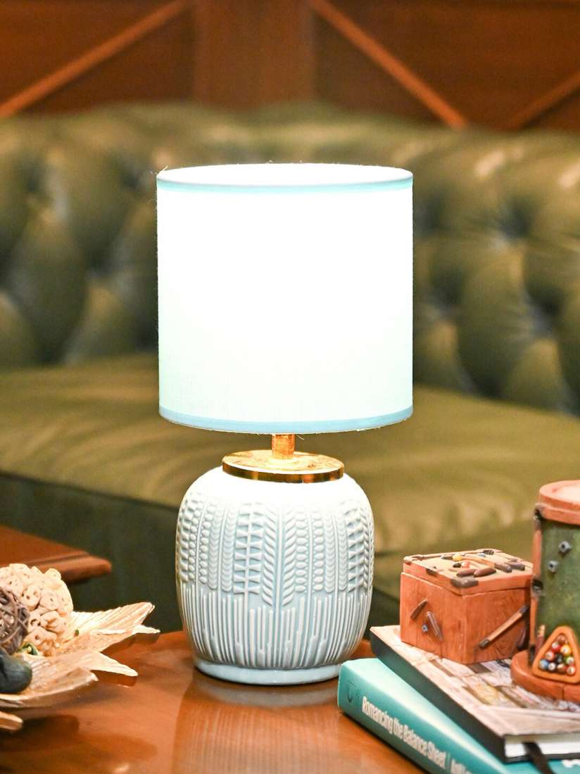 Myntra table lamp sale