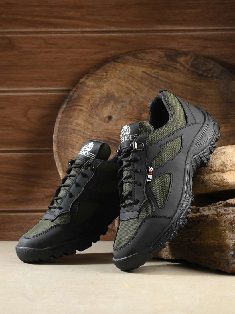 Canvas trekking shoes clearance