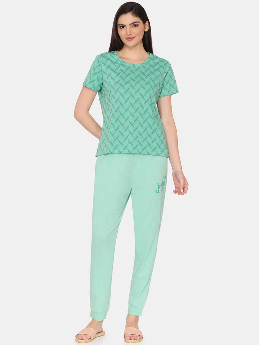 Ladies Nightwear Zivame Woolen Night Suits Zivame Plush Velour