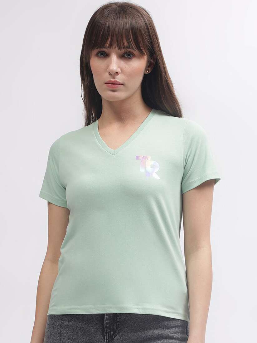 true religion v neck shirt