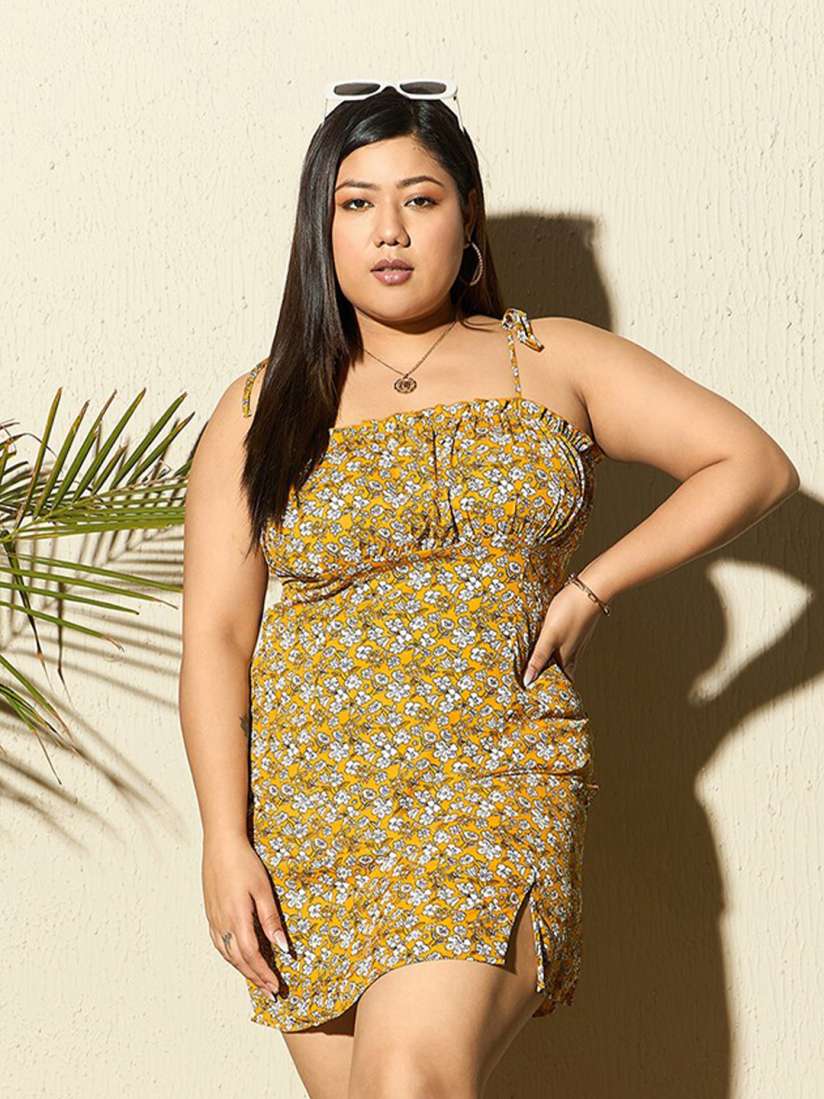 Plus size yellow floral dress hotsell