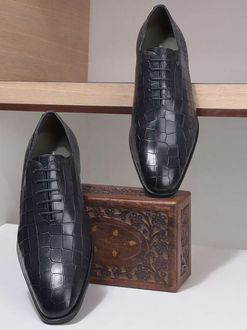 Hush puppies shoes myntra hot sale