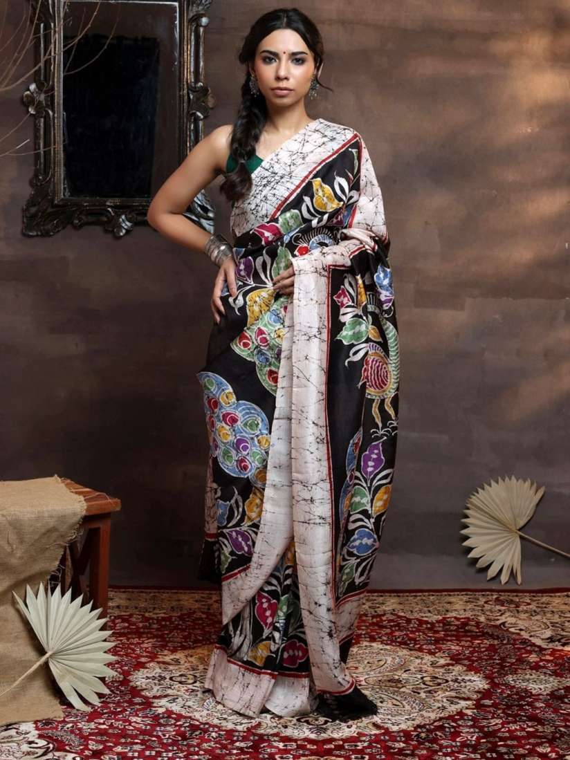 Myntra clothing sarees store