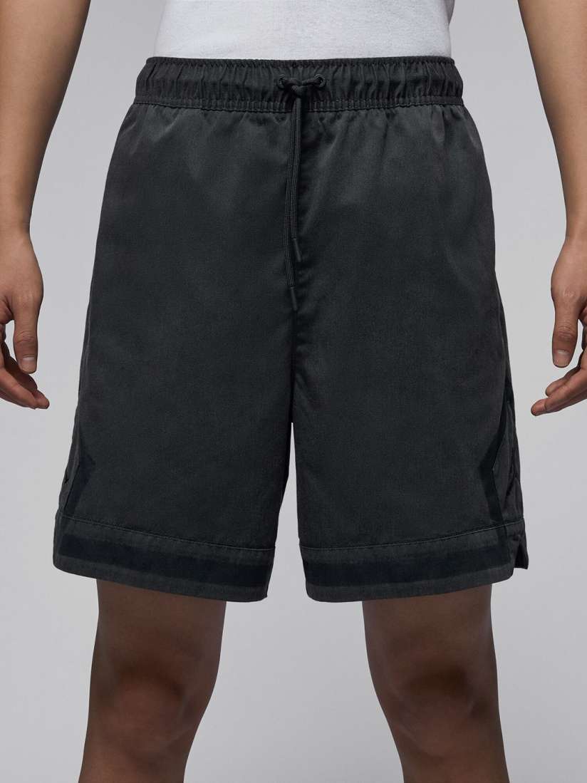 Nike shorts myntra clearance