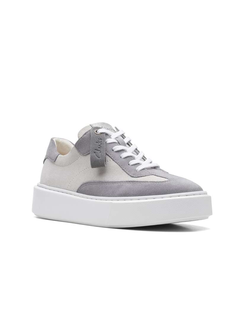 Clarks flatforms 2025