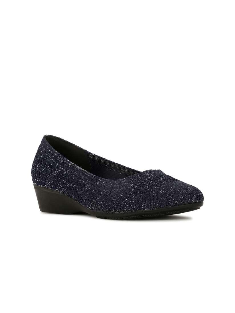 Anne klein ellery wedge pump discount