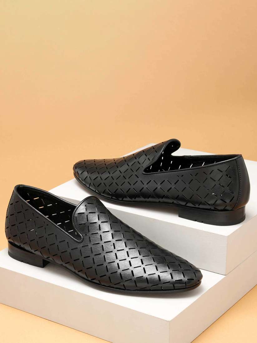 Ruosh shoes myntra hot sale