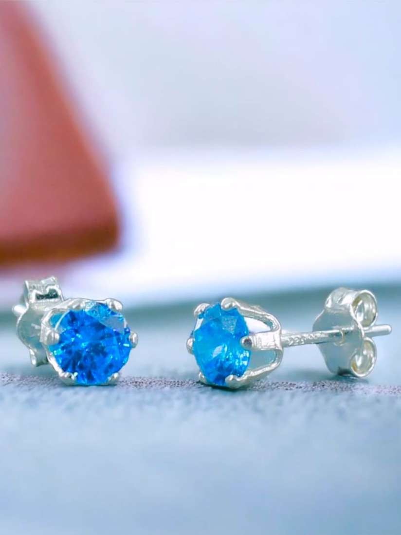Taraash earrings top