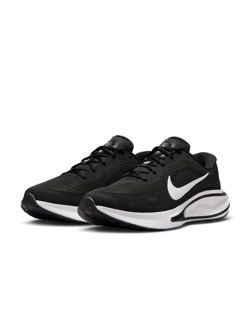 Nike cricket shoes myntra hotsell