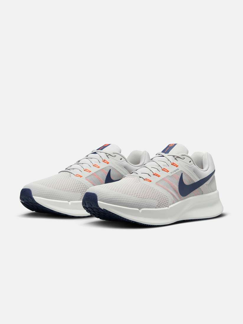 Buy Nike Run Swift 3 Men s Road Running Shoes Sports Shoes for Men 28513308 Myntra