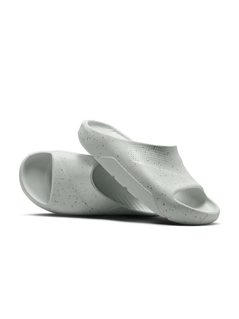 Nike slippers myntra cheap