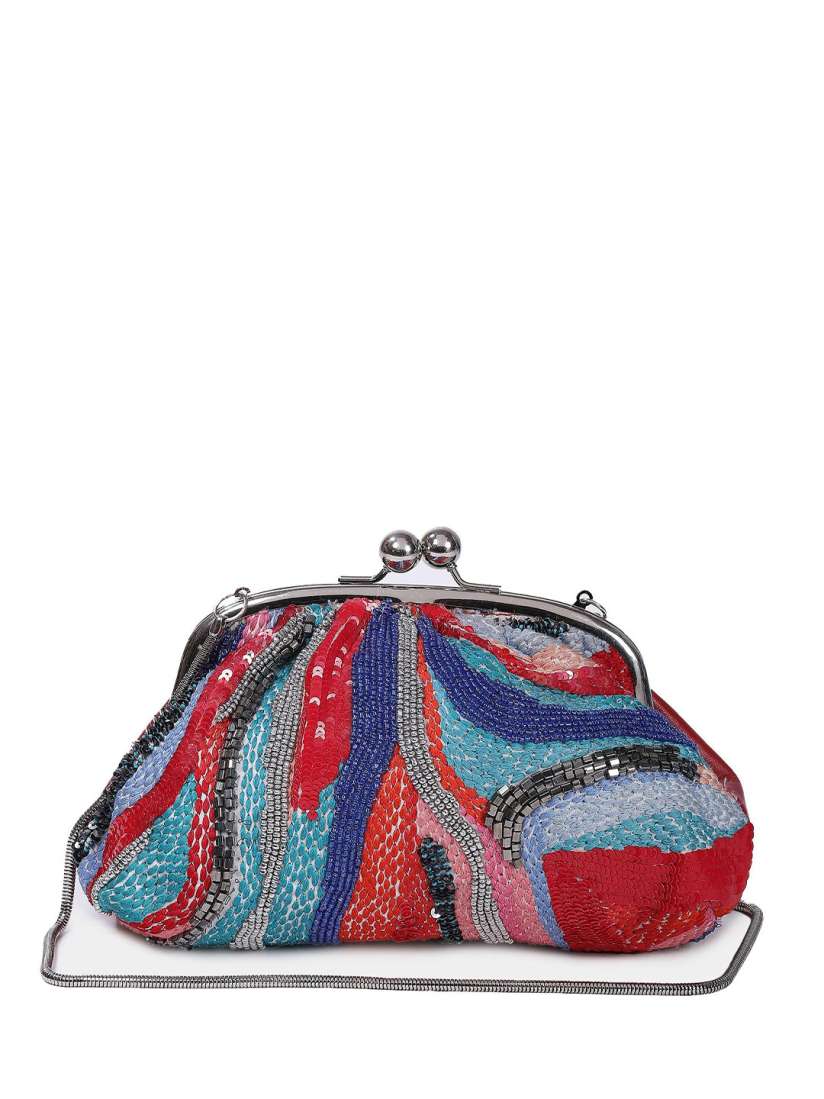 Ritu kumar clutch clearance