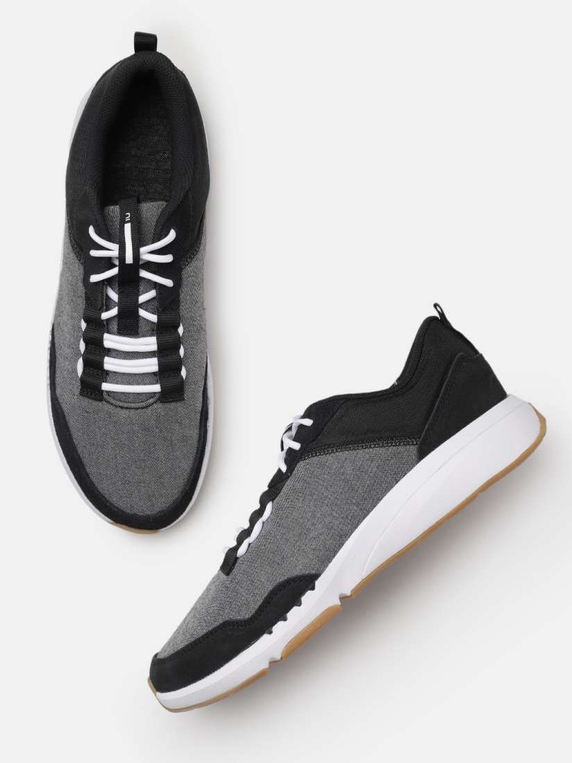 Newfeel black shoes shop